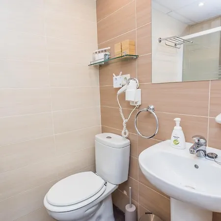 New In Stella Maris With Stunning Sea Views