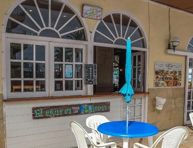 New In Stella Maris With Stunning Sea Views Appartamento *