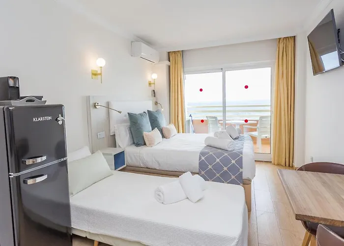 New In Stella Maris With Stunning Sea Views *