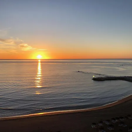 New In Stella Maris With Stunning Sea Views Апартаменты *